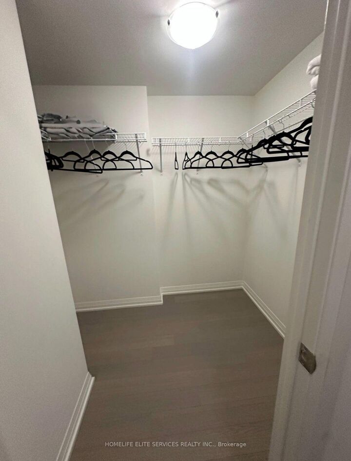 Property Photo:  1415 Dundas Street E 602  ON M6J 1Y4 