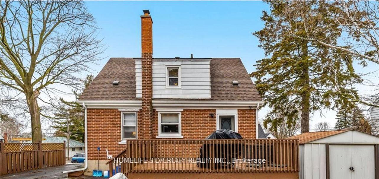 Property Photo: 327 Victoria Avenue ON K8N 2E2