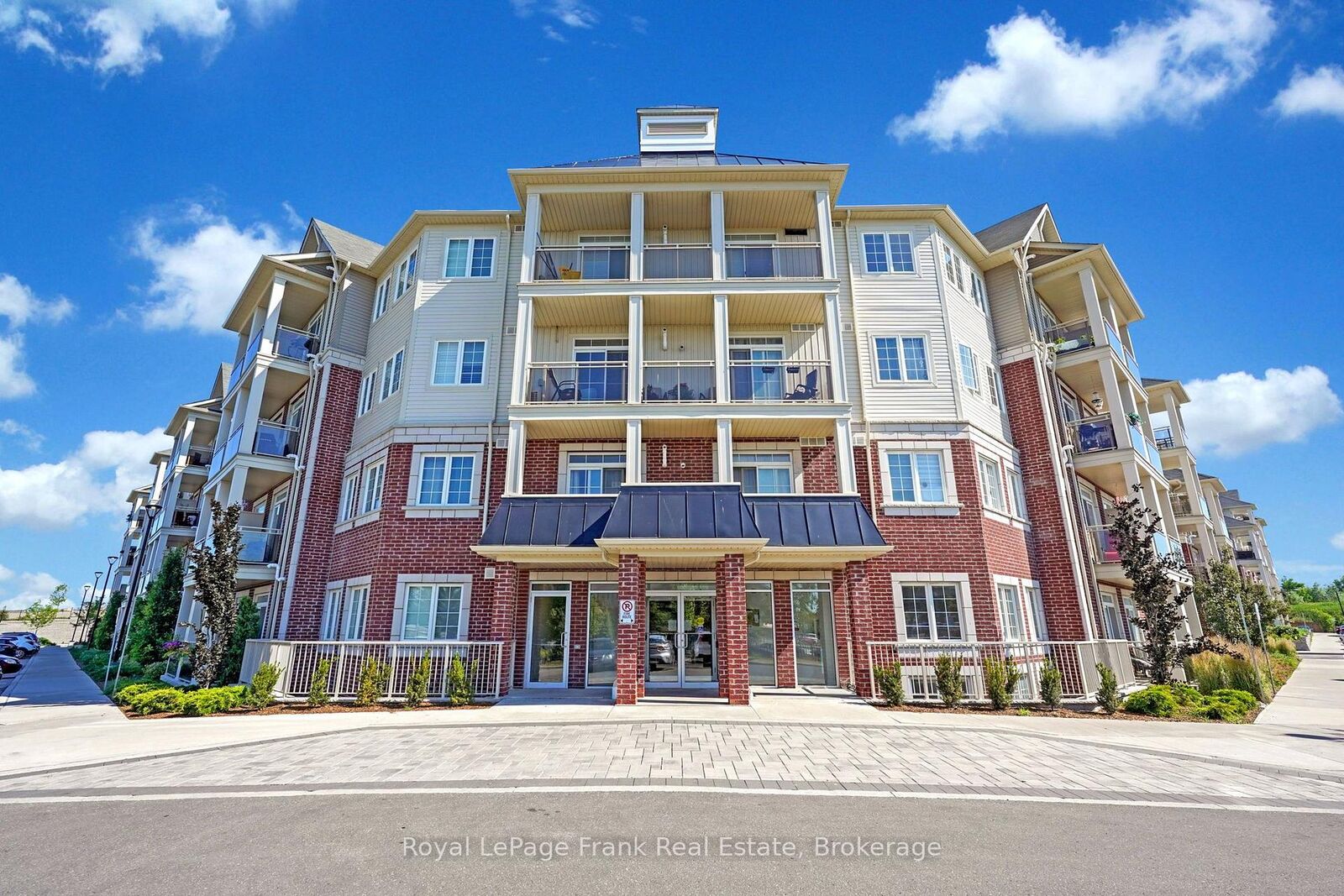 Property Photo:  84 Aspen Springs Drive 405  ON L1C 0V3 