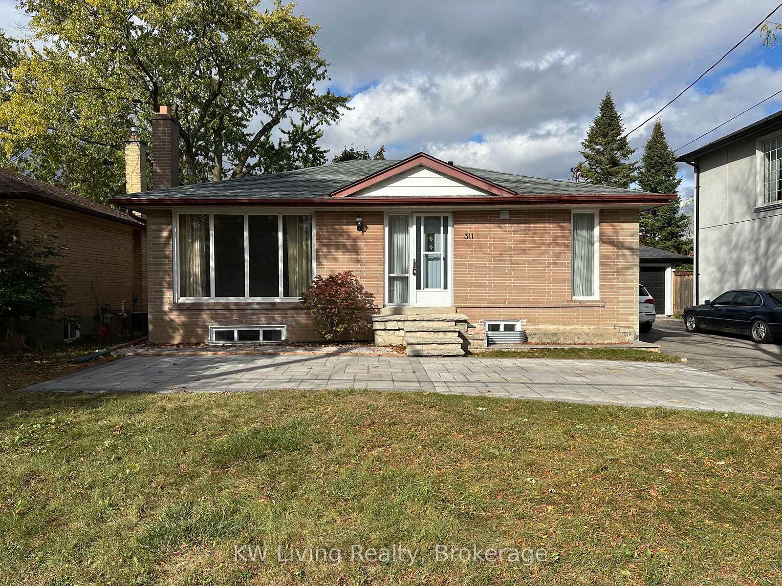 Property Photo:  311 Boisdale Avenue Basement  ON L4C 1R4 