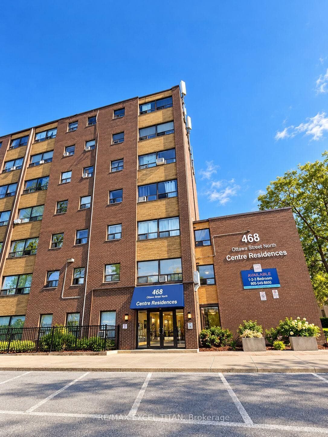 Property Photo:  468 Ottawa Street 136D  ON L8H 4A6 