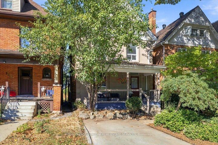 Property Photo:  98 Sanford Avenue S  ON L8M 2G8 