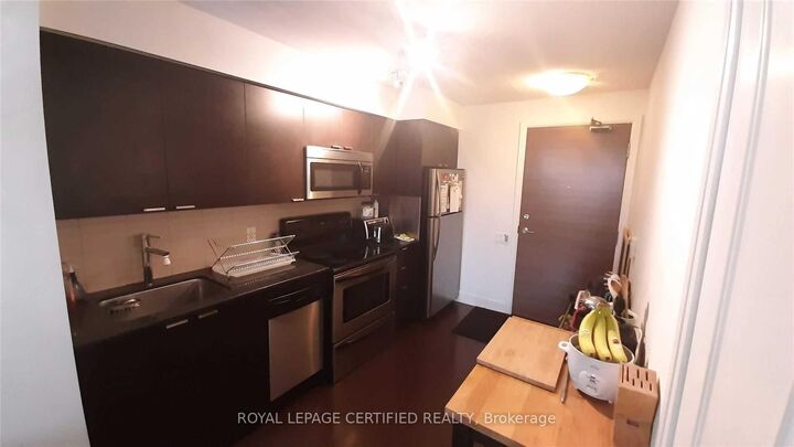 Property Photo:  23 Sheppard Avenue E 1705  ON M2N 0C8 