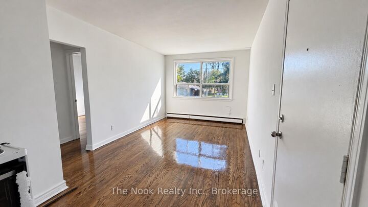 Property Photo:  1201 Cedar Street 7  ON L1J 3P1 