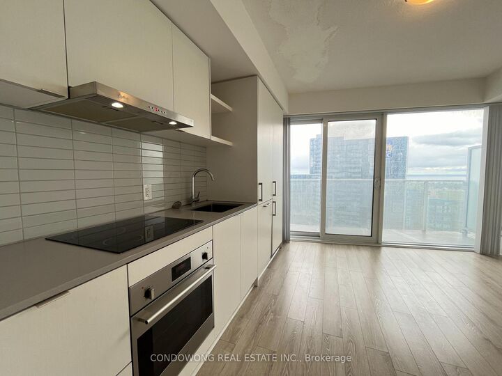 Property Photo: 100 Harbour Street 4108 ON M5J 0B5