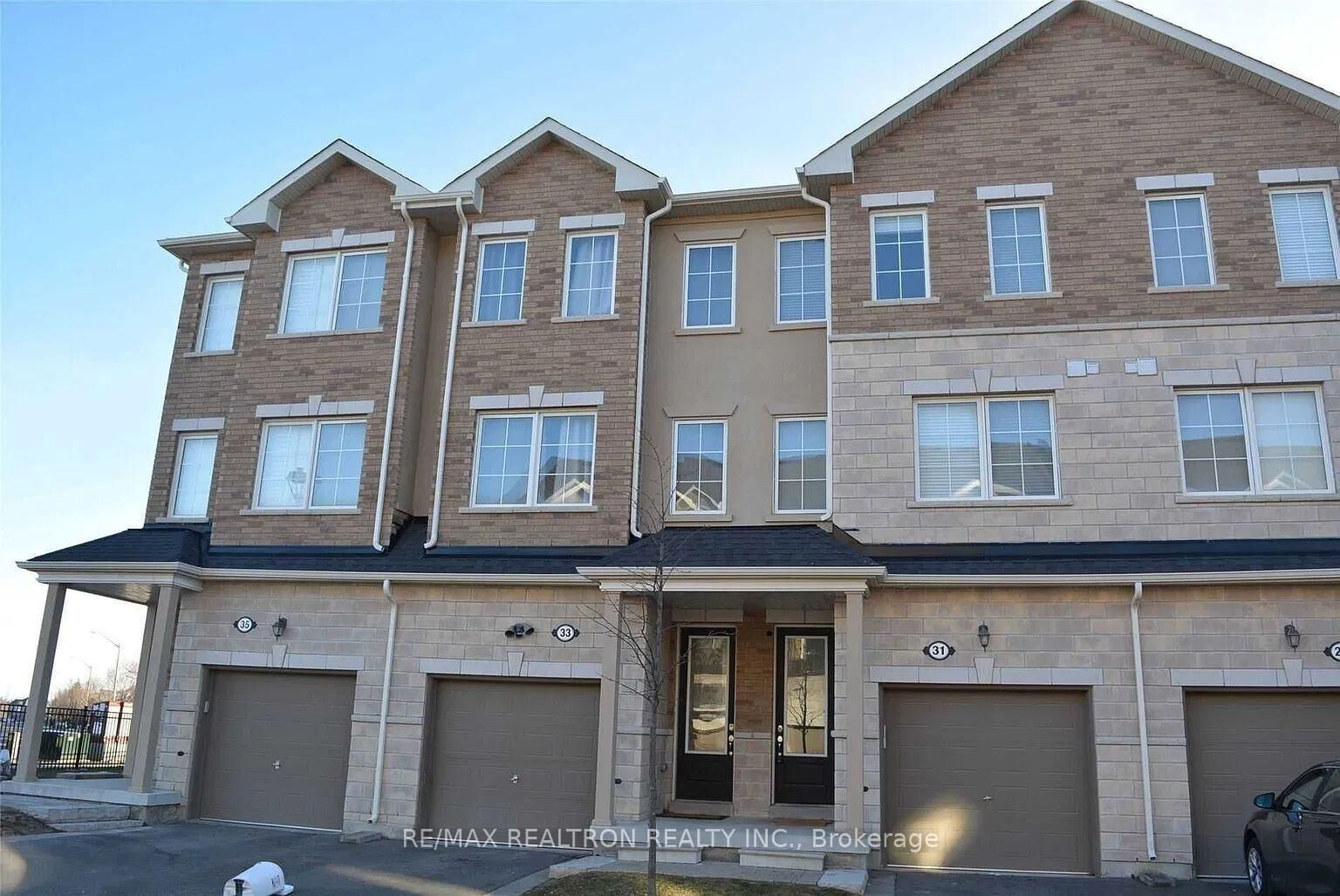 Property Photo: 31 Karl Williams Lane ON L3S 0C7