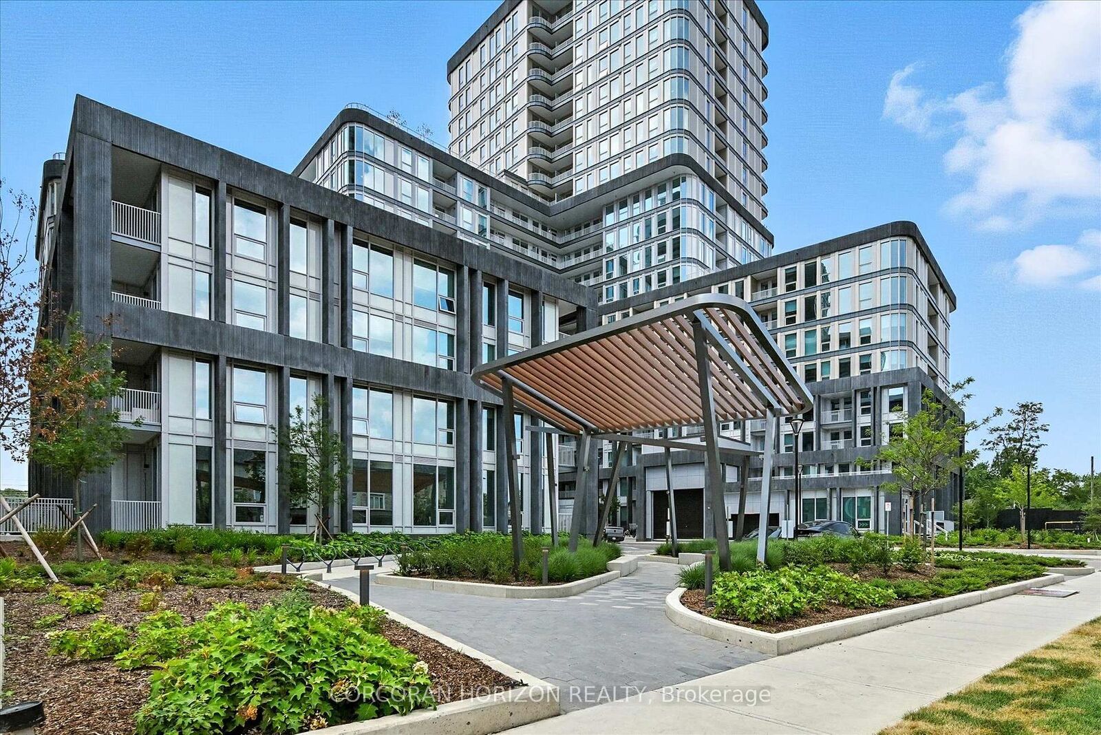 Property Photo:  3240 William Coltson Avenue 312  ON L6H 8C8 