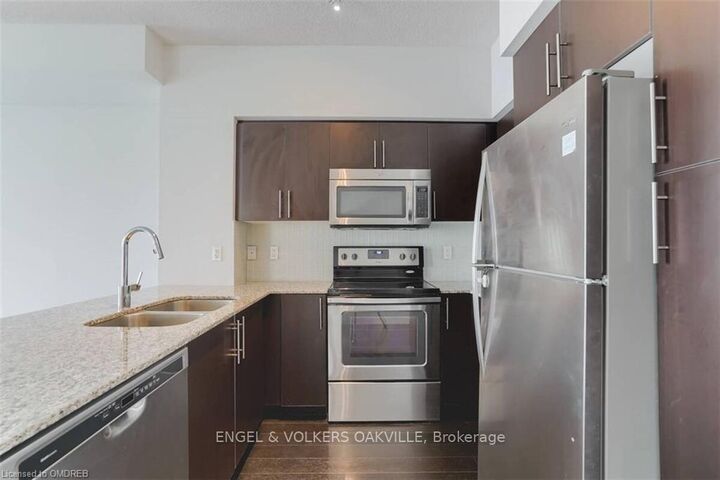Property Photo: 65 Speers Road 710 ON L6K 0J1