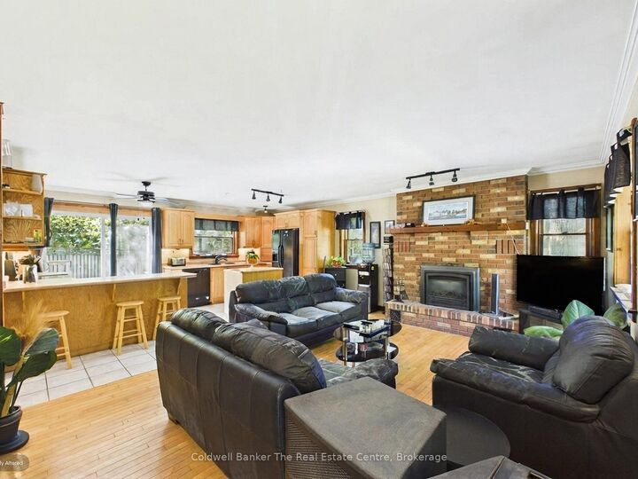 Property Photo:  135 Segwun Boulevard  ON P1P 1C5 