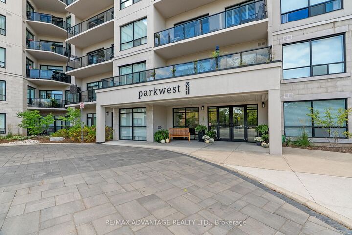Property Photo:  1200 Commissioners Road W 118  ON N6K 1C7 