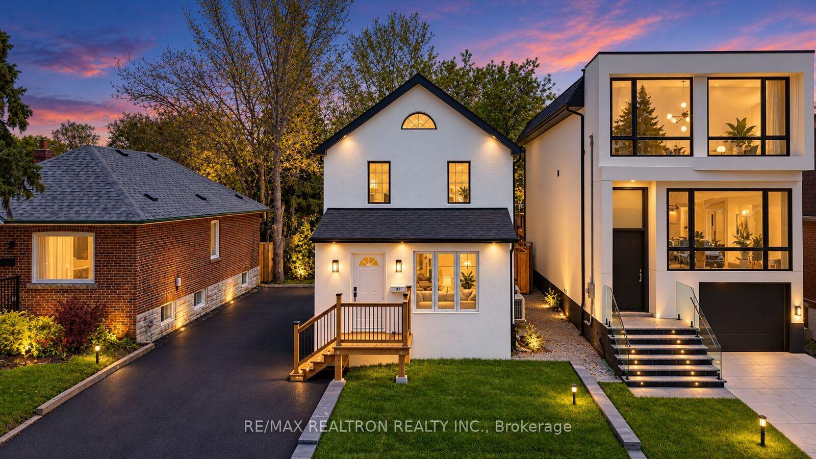 Property Photo:  23 Sixteenth Street  ON M8V 3J7 