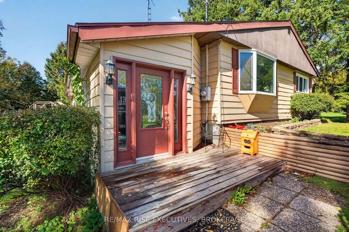 Property Photo:  4259 Sydenham Road  ON K0H 2T0 