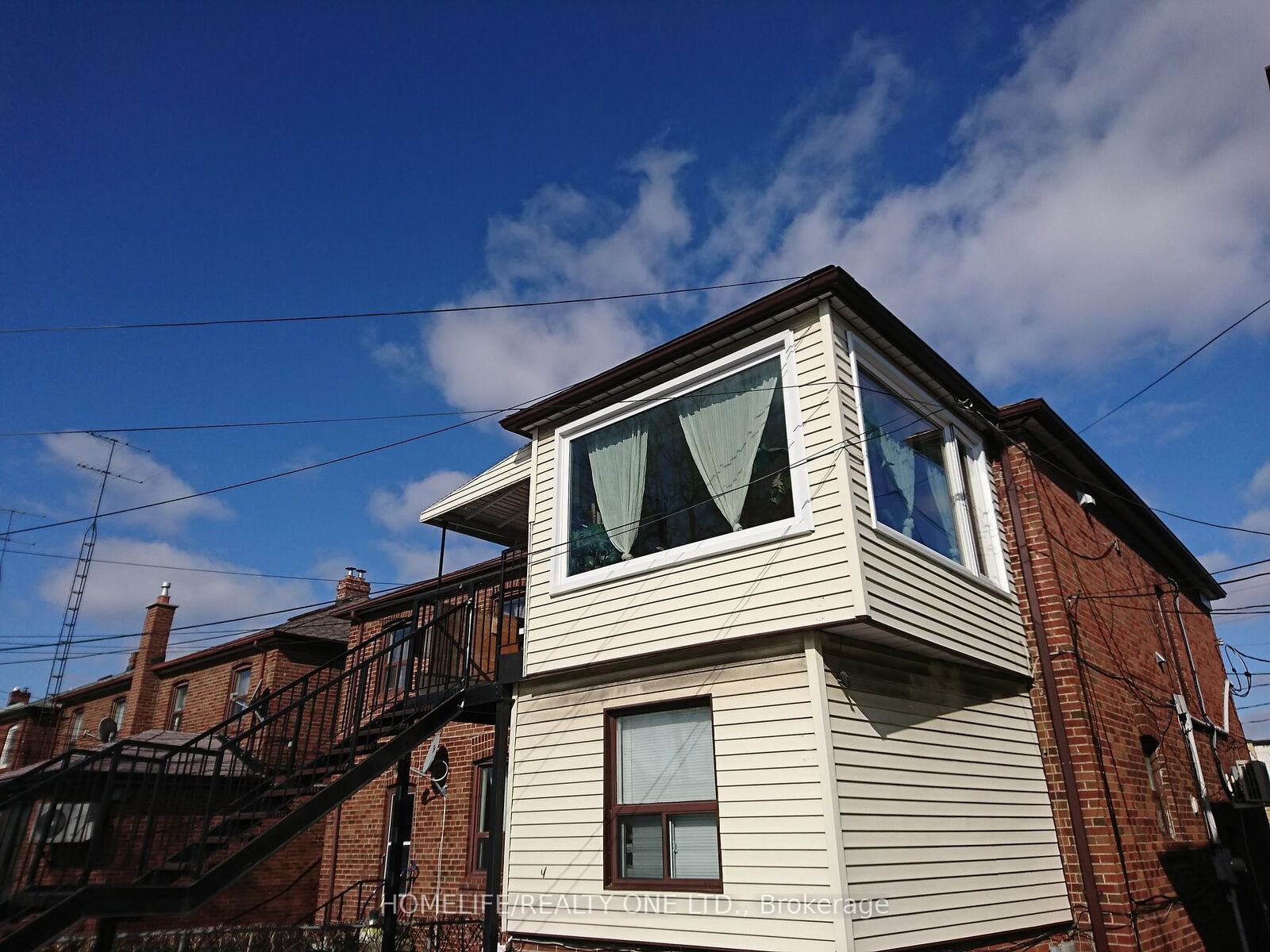 Property Photo: 2301 Eglinton Avenue W 2 ON M6E 2L5