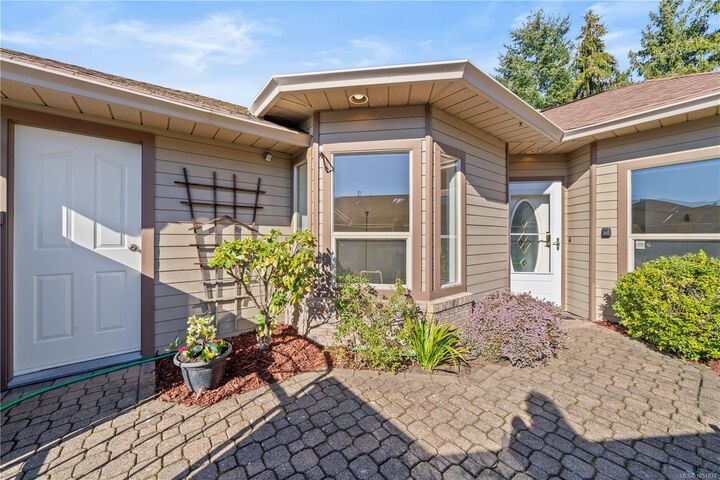 Property Photo:  4515 Pipeline Rd #601  BC V8Z 5M3 