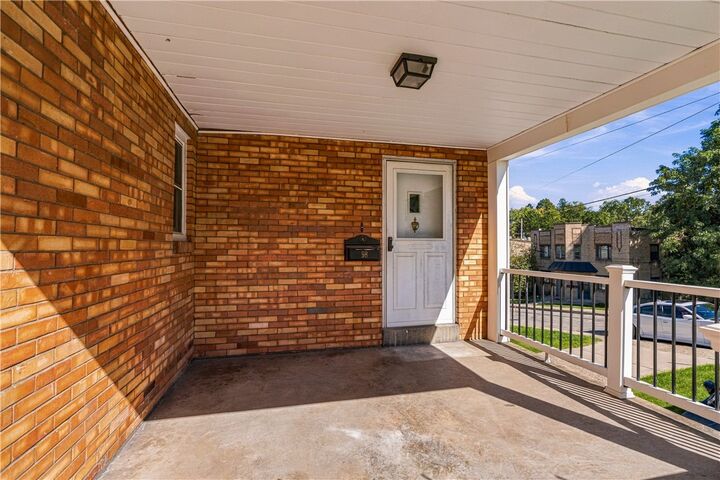 Property Photo:  98 Poplar Dr  PA 15228 
