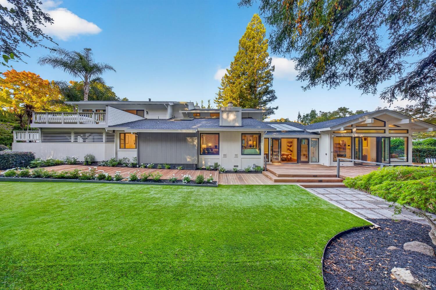 Property Photo:  215 Laurel Grove Avenue  CA 94904 