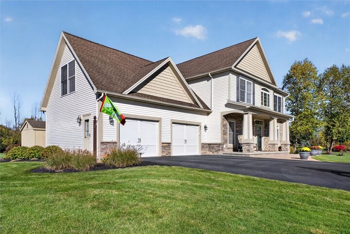 Property Photo:  31 Forest Creek Drive  NY 14559 