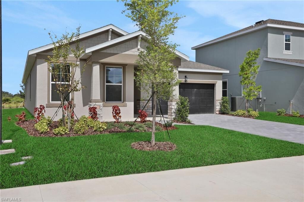 Property Photo: 13464 Turnleaf Blvd FL 33955