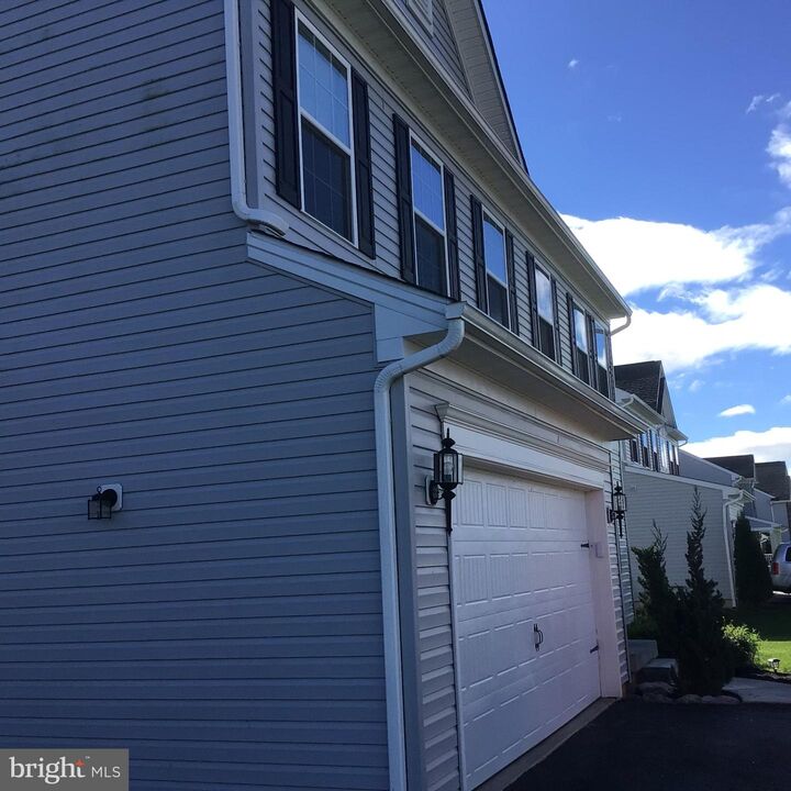Property Photo:  11 Bennington Way  PA 17013 