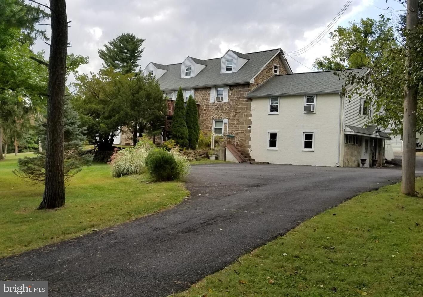 Property Photo:  176 Davisville Road 2  PA 18974 
