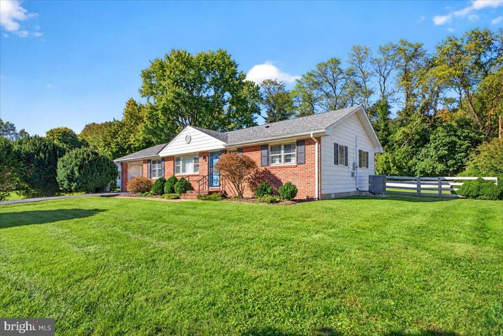 Property Photo:  203 Manor Avenue  MD 21620 