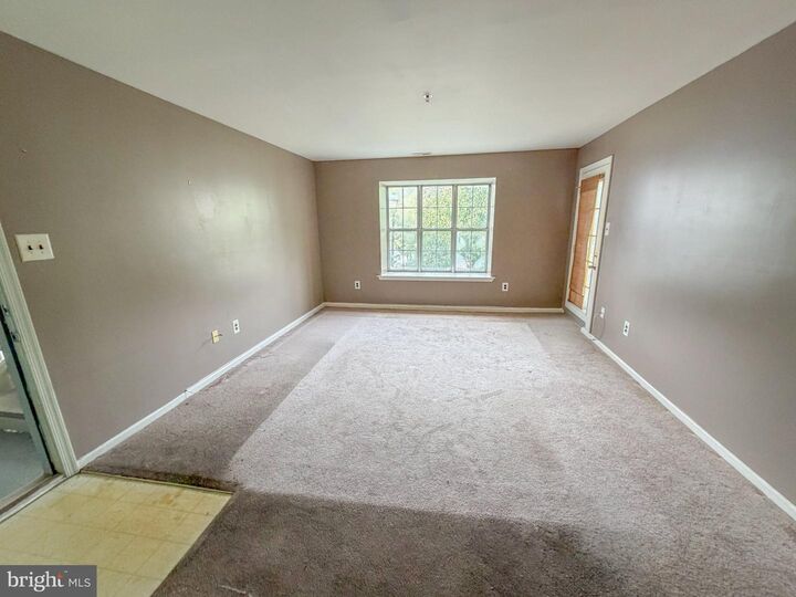 Property Photo: 1017 Willings Way DE 19720
