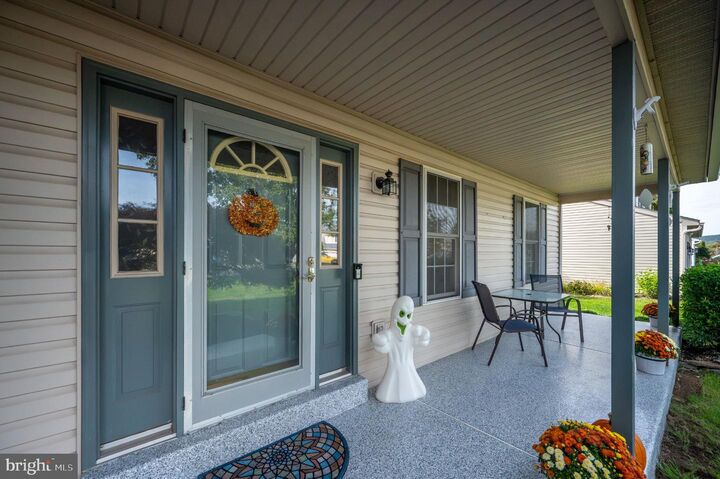 Property Photo:  4550 Hillside Road  PA 19606 