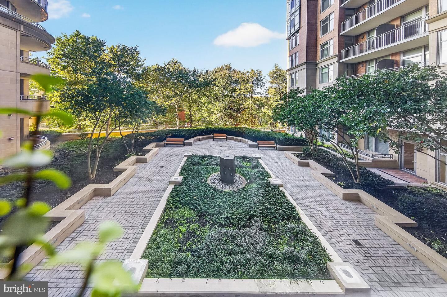 Property Photo: 8220 Crestwood Heights Drive 202 VA 22102