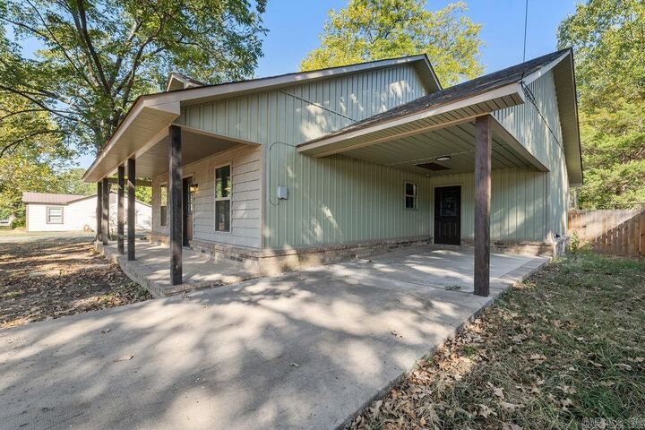 Property Photo:  19 Center Rd Road  AR 72106 