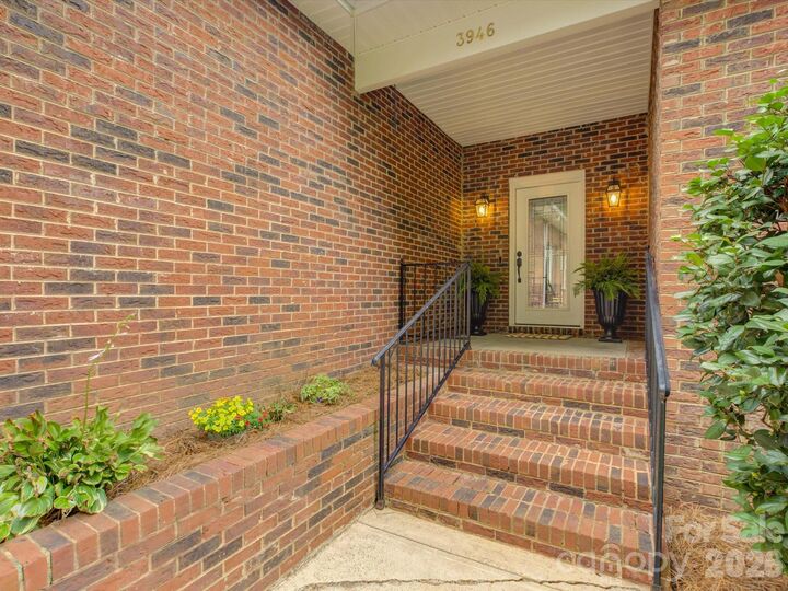 Property Photo:  3946 Churchill Road  NC 28211 