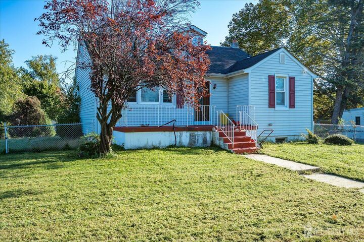 Property Photo:  124 Albemarle Avenue  NJ 08638 