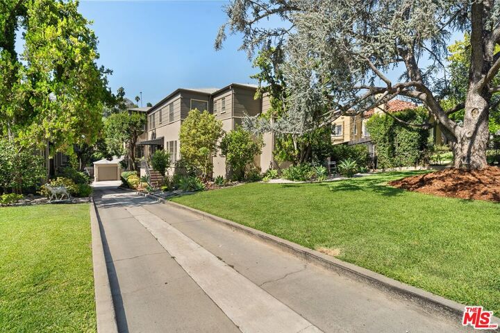 Property Photo:  2612 Locksley Pl  CA 90039 