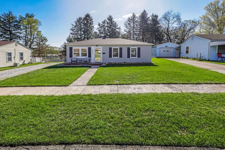 Property Photo:  640 N Shoshone Drive  OH 43130 