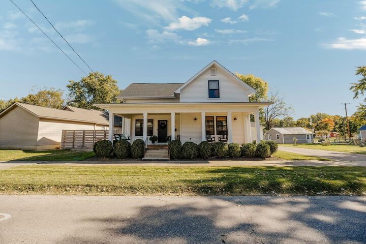 Property Photo:  333 S Chillicothe Street  OH 43064 