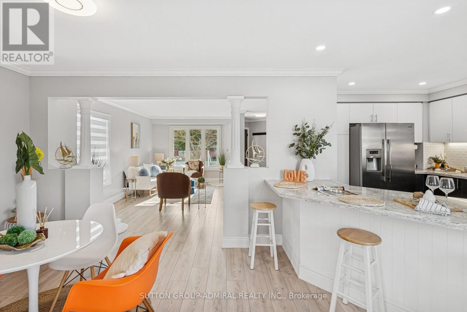 Property Photo:  39 Churchland Drive  ON L4N 8P9 