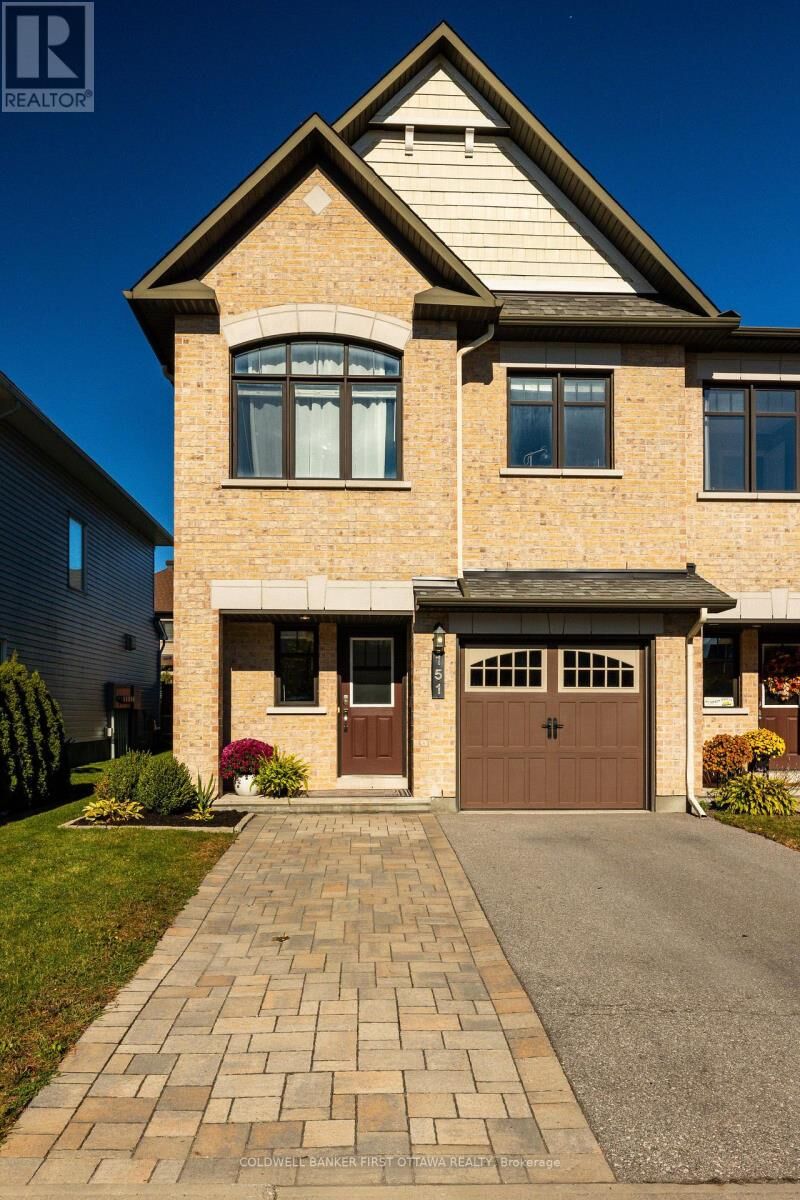 Property Photo:  151 Calvington Avenue  ON K2T 0H8 
