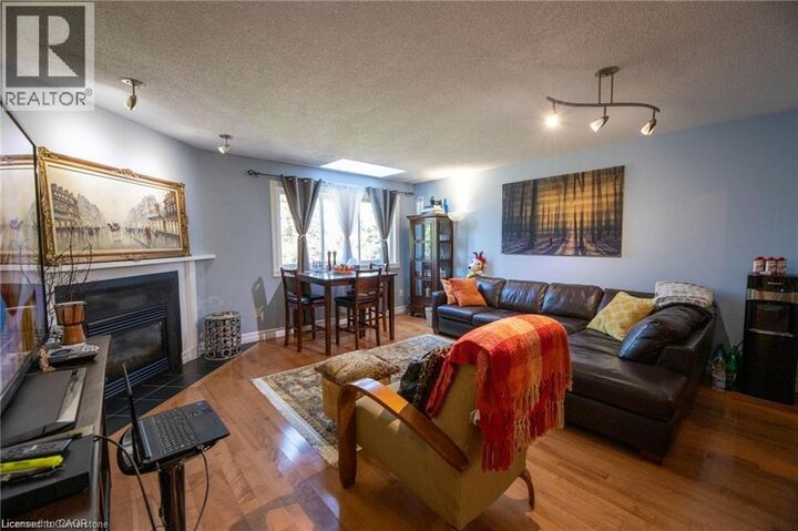 Property Photo: 26 Moss Boulevard 15 ON L9H 6W7