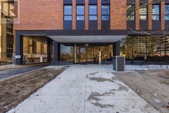 Property Photo:  195 Dufferin Avenue 213  ON N6K 1K7 