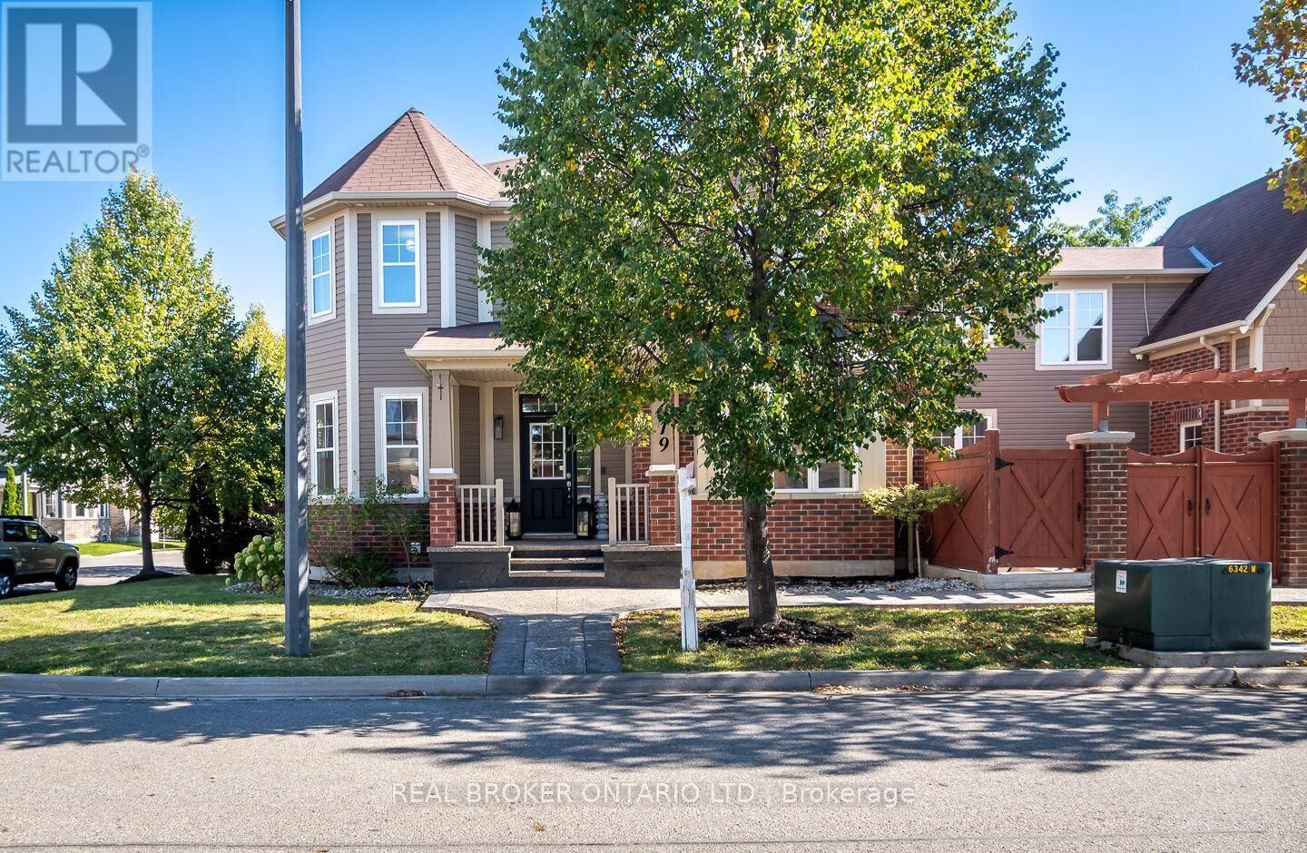 Property Photo:  619 Snider Terrace  ON L9T 7R8 