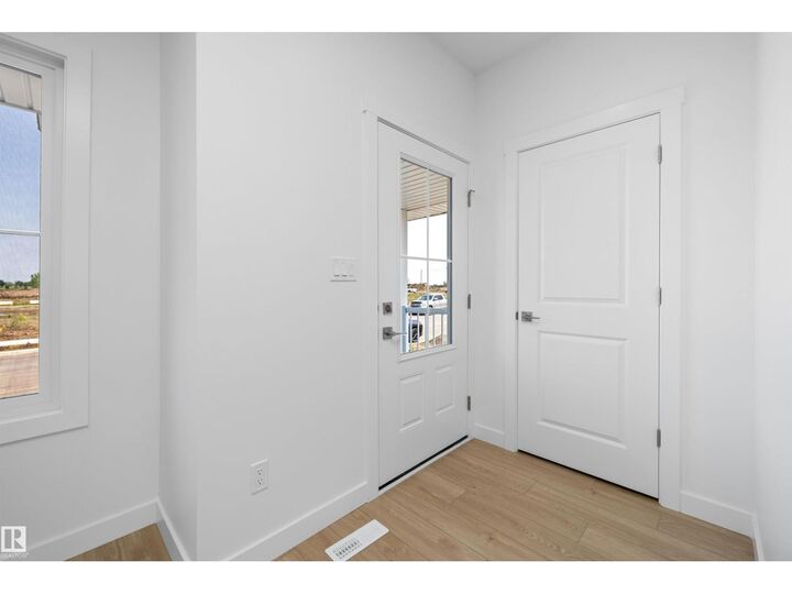 Property Photo:  127 Sereno Ln  AB T8L 0Z9 