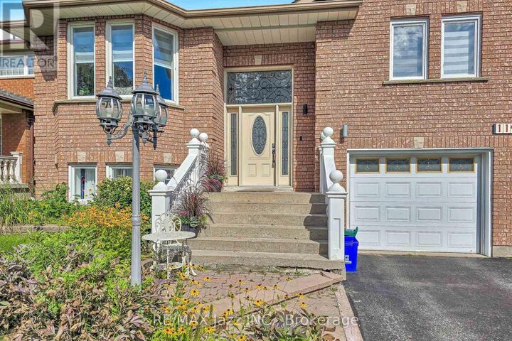 Property Photo:  119 Elizabeth Street  ON L1J 8L9 