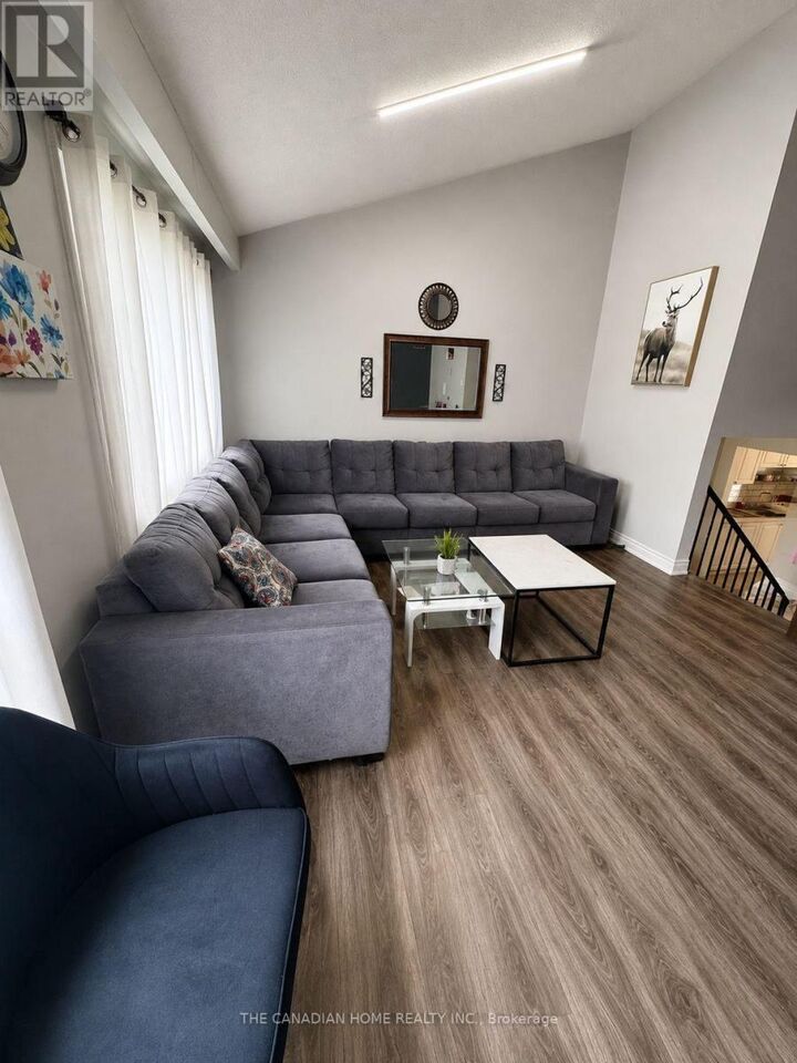 Property Photo:  15 Hinchley Wood Grove  ON L6V 3M4 