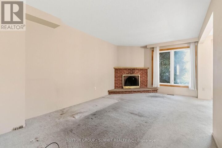 Property Photo: 3097 Autumn Hill Crescent ON L7M 1Z3