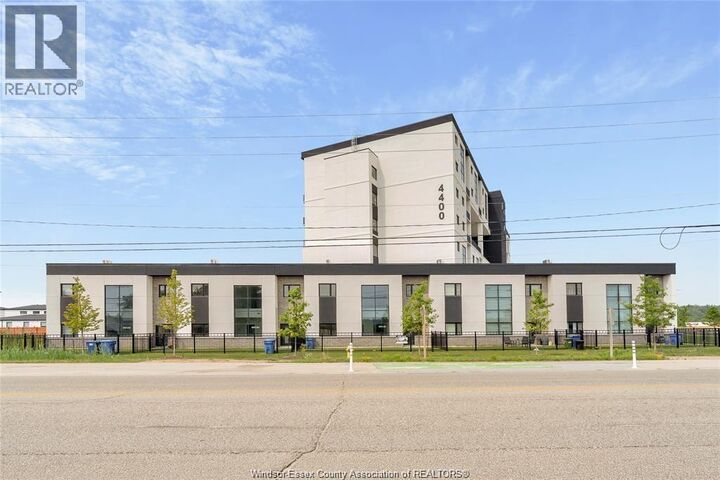 Property Photo:  4400 Laurier 527  ON N9H 0R1 
