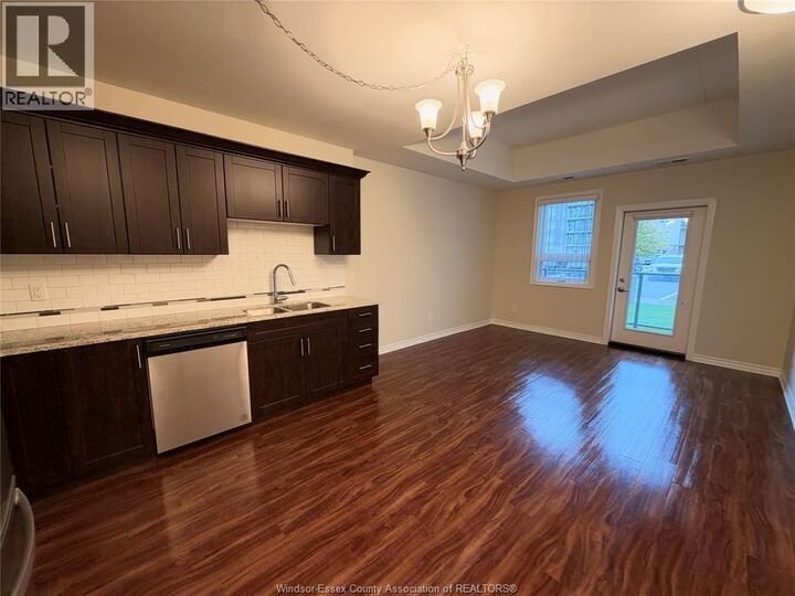 Property Photo:  550 Park Avenue West 412  ON N7M 0T6 