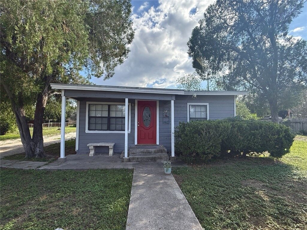 Property Photo:  111 Palo Blanco Street  TX 78332 