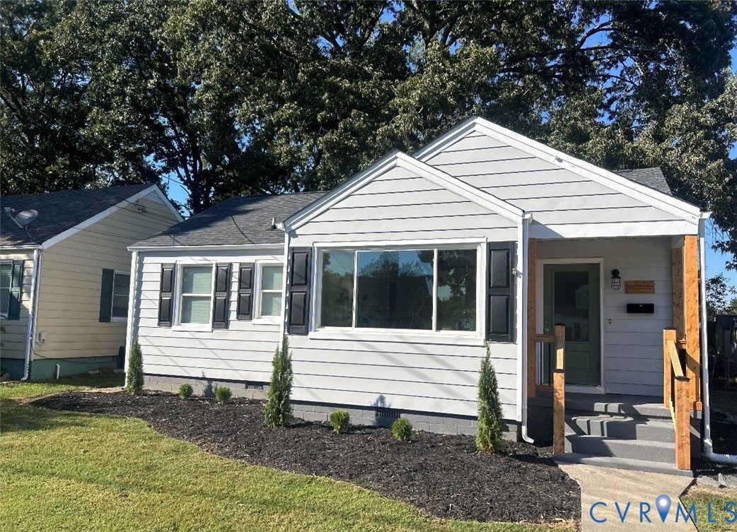 Property Photo:  210 Wright Avenue  VA 23834 