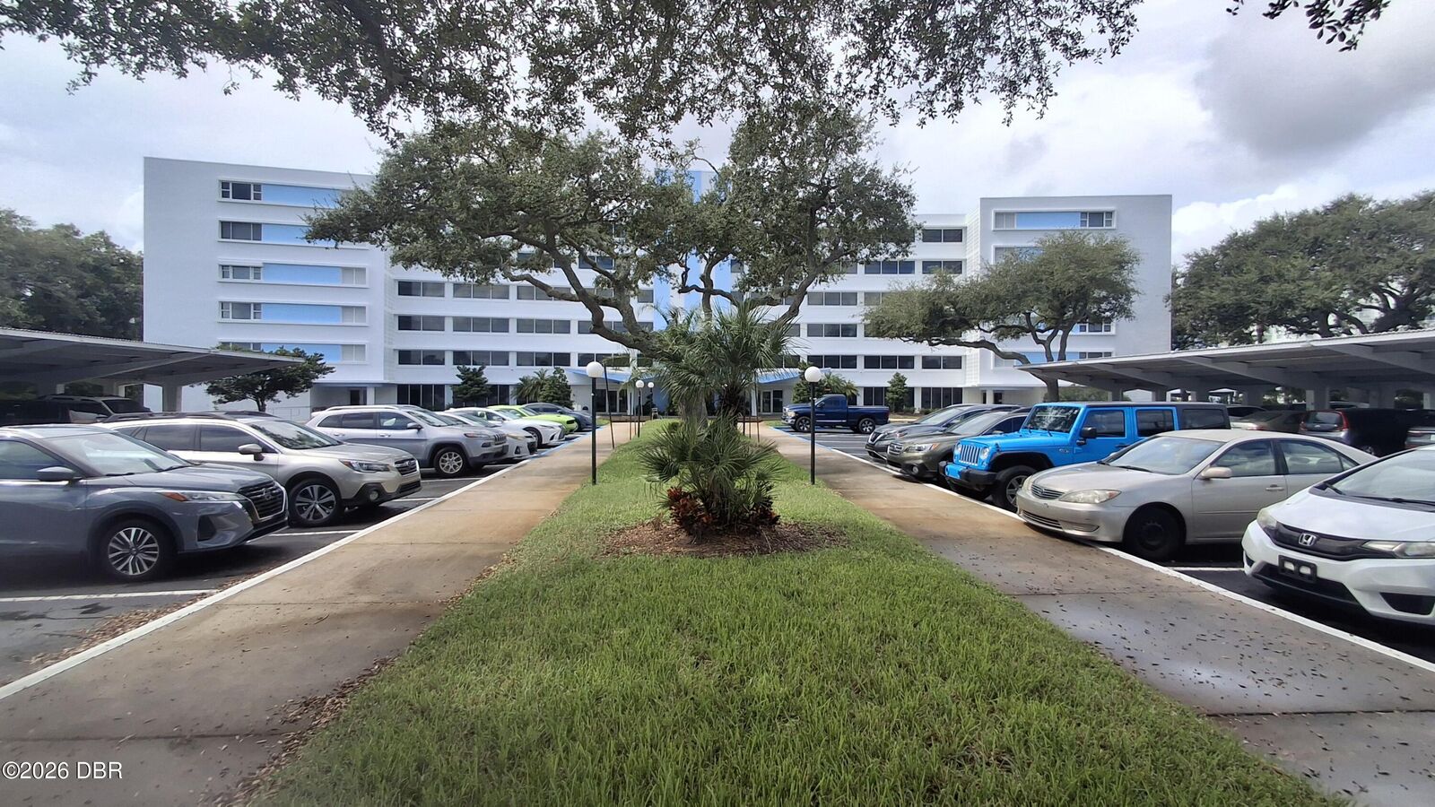 Property Photo:  1224 S Peninsula Drive 418  FL 32118 