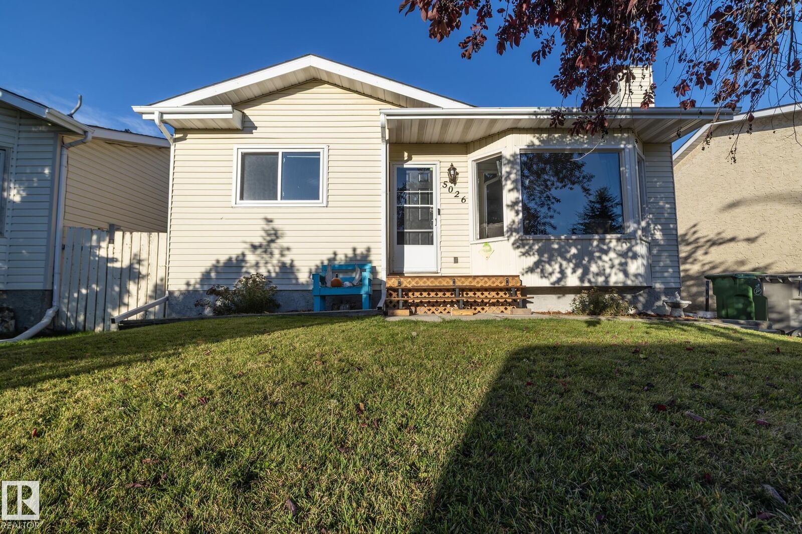 Property Photo:  5026 52 Street  AB T0C 0V0 