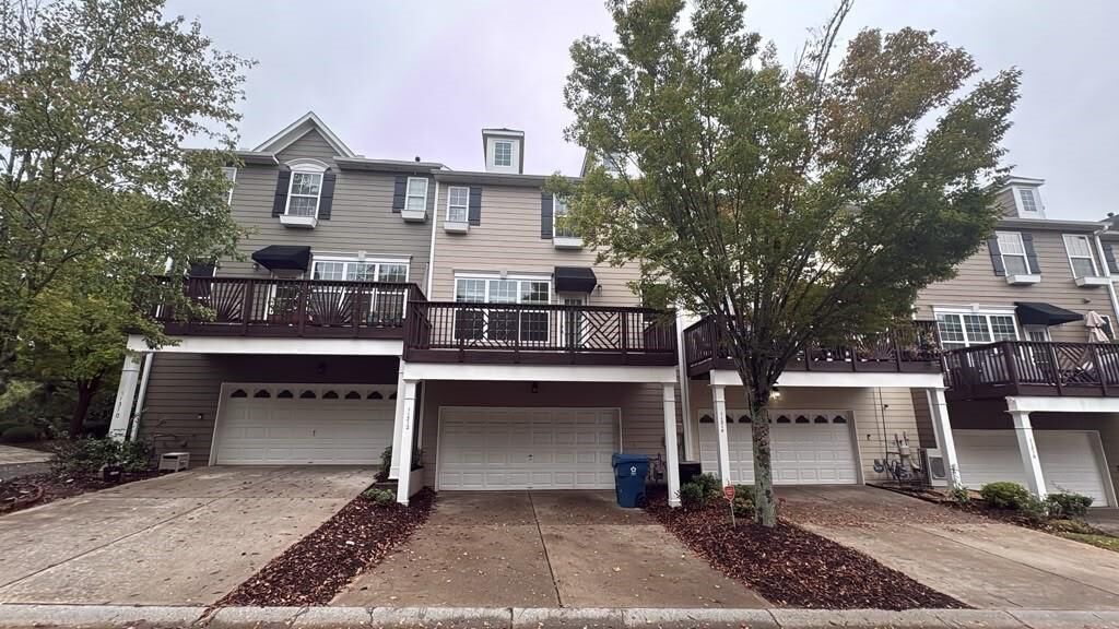 Property Photo: 11312 Musette Circle GA 30009